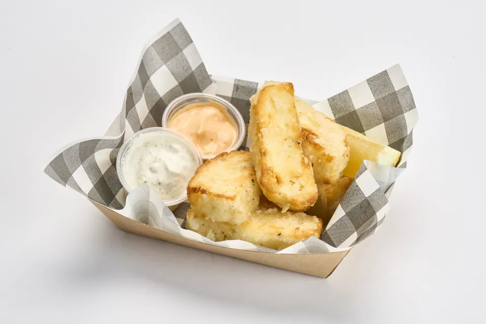 Halloumi chips with lemon and two dipping sauces